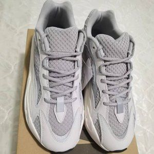 EF2829- Adidas Yeezy 700 Boost V2 Static Grey Men's Shoe Size US 9.5